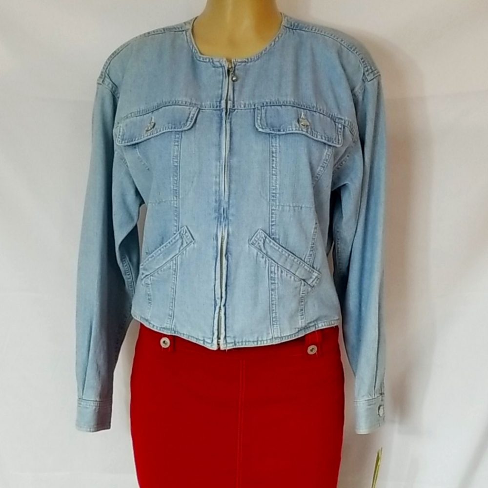LIZ CLAIBORNE ZIP FRONT JEAN JACKET